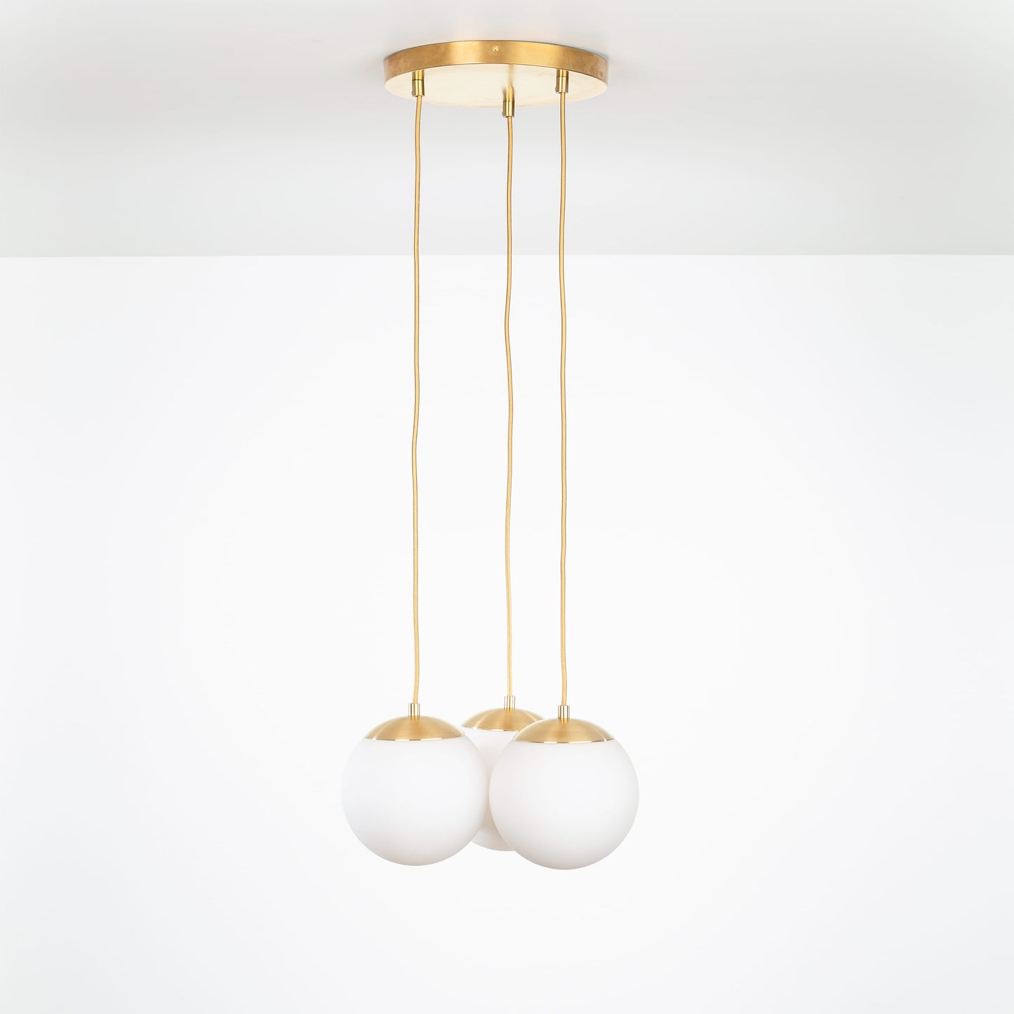 Mod Globe Loop Multiport Chandelier - 8in