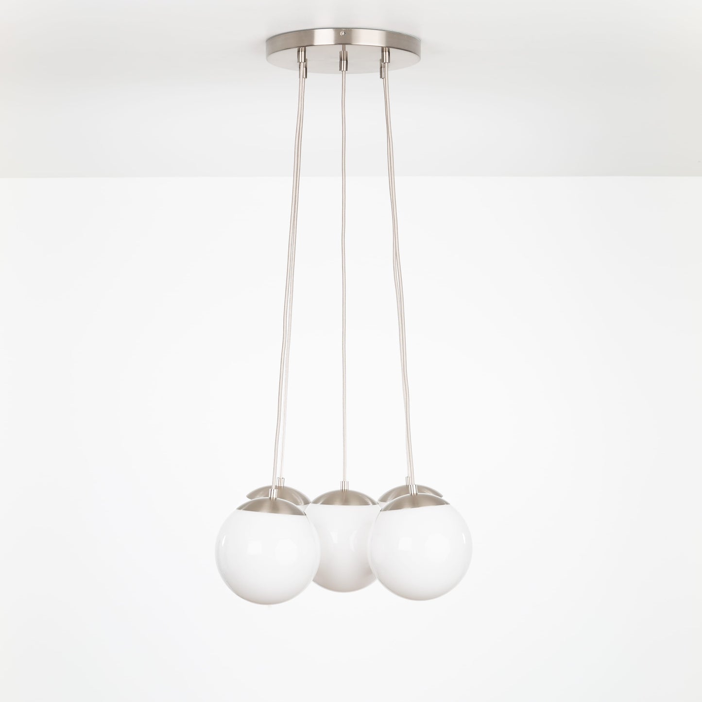 Mod Globe Loop Multiport Chandelier - 8in