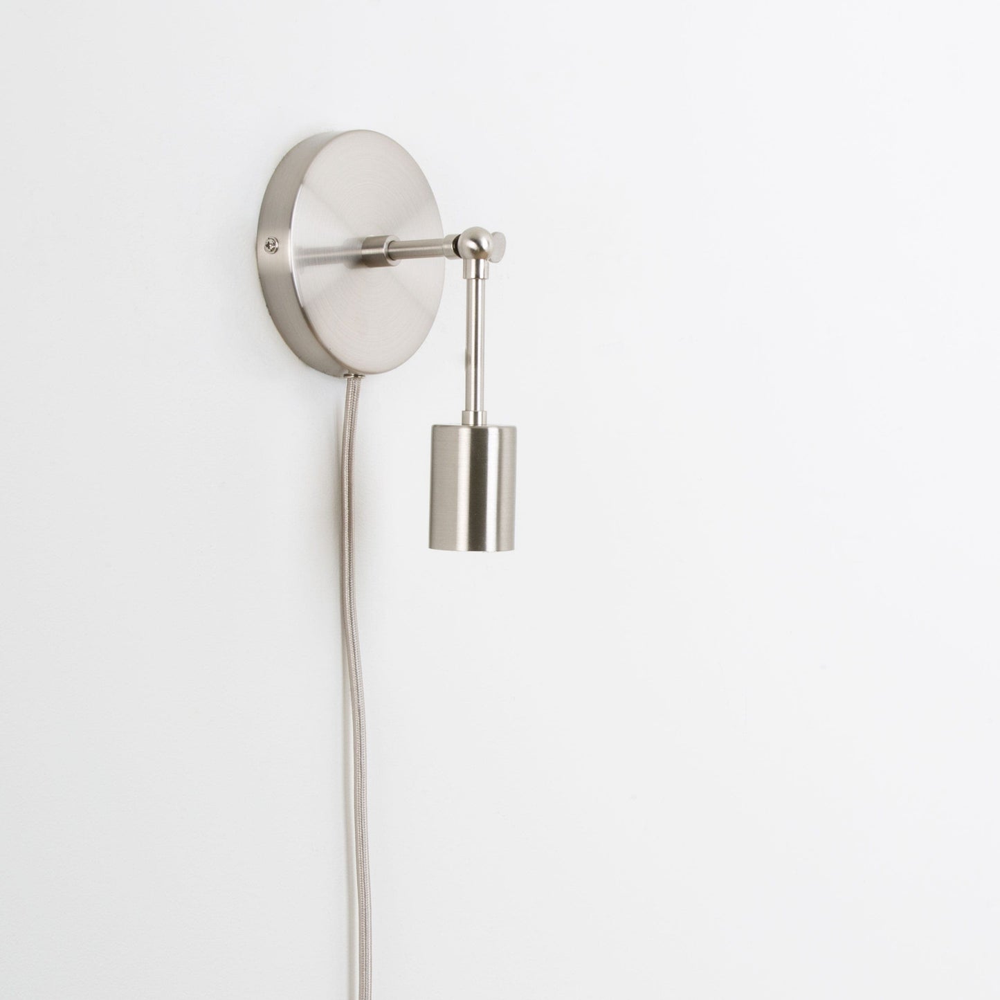 Customize: Plug-In Hinge Solo Sconce