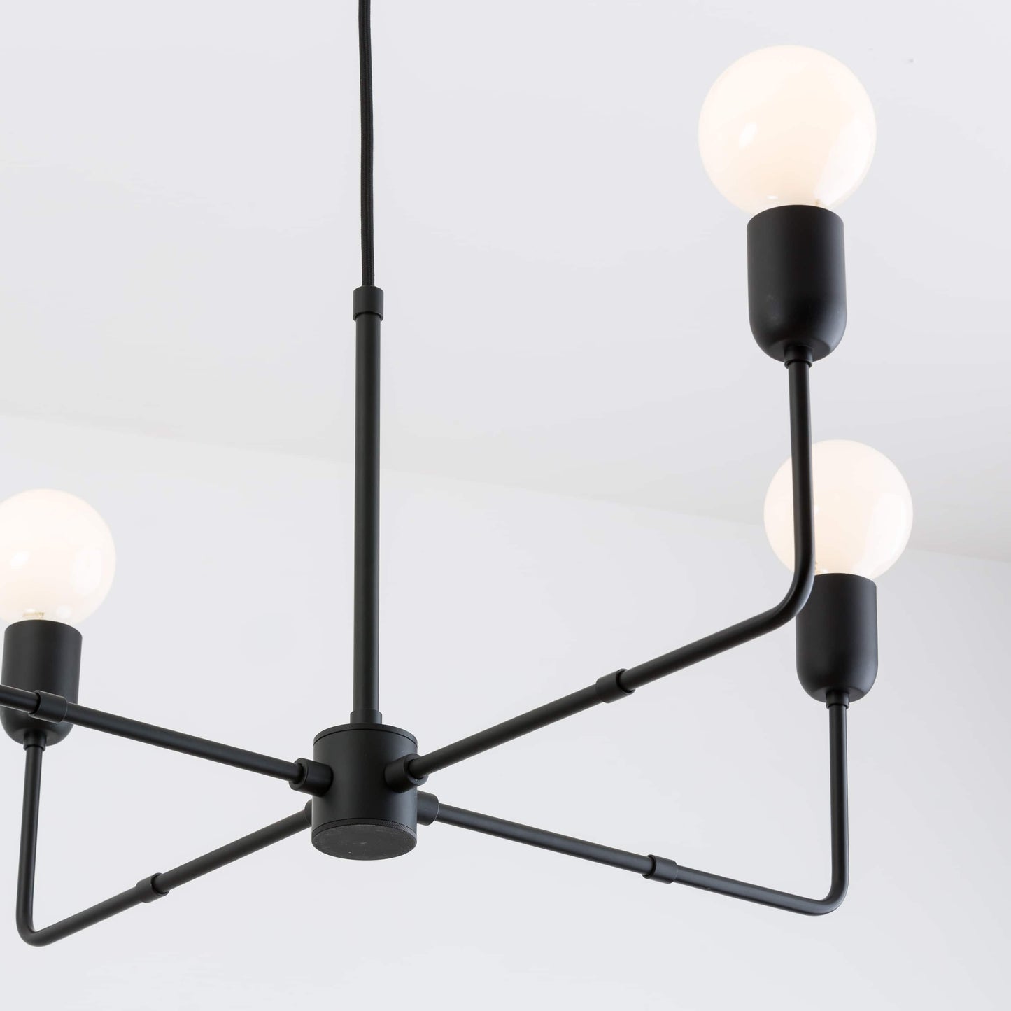 Customize: 4-Arm Bend Plug-In Chandelier