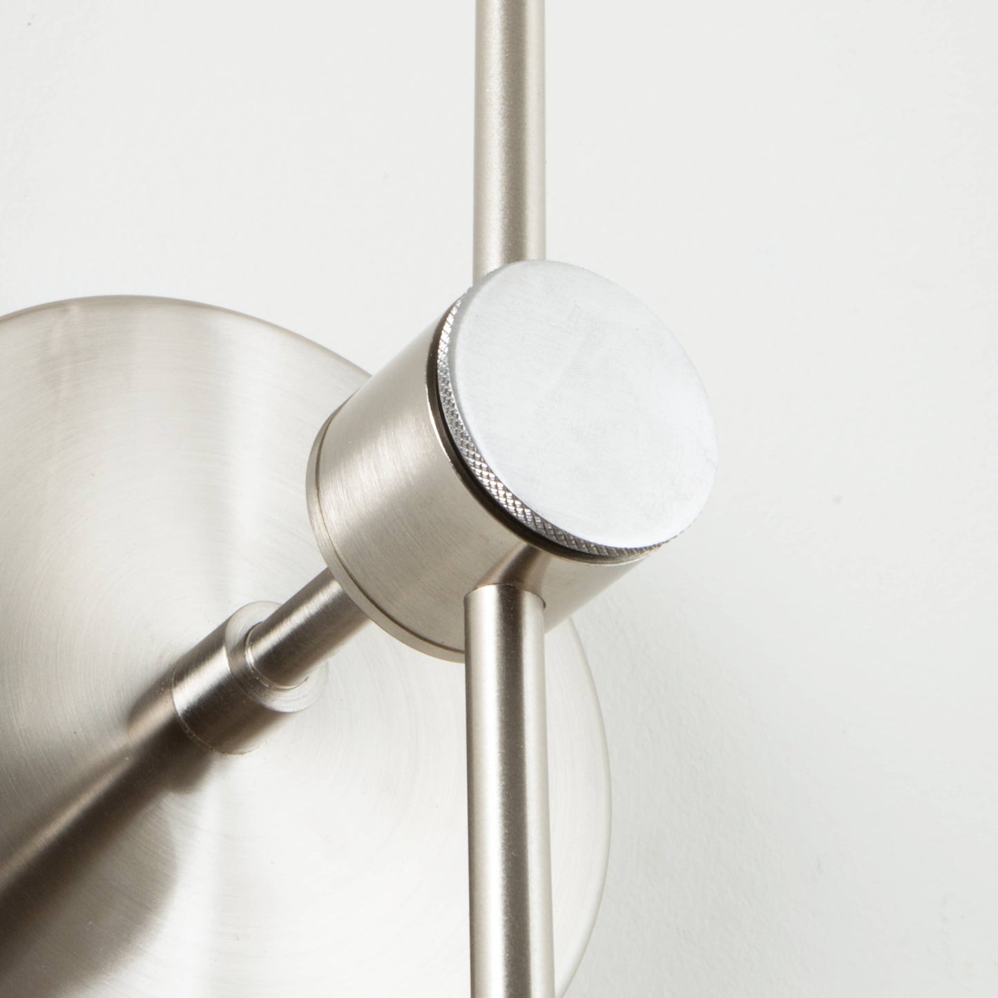 Customize: Twig 4-Arm Plug-In Sconce