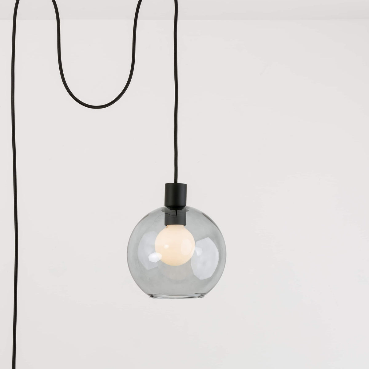 AiO Globe Plug-In Pendant | 6", 8", 10", 12" Black / Smoke / 8in