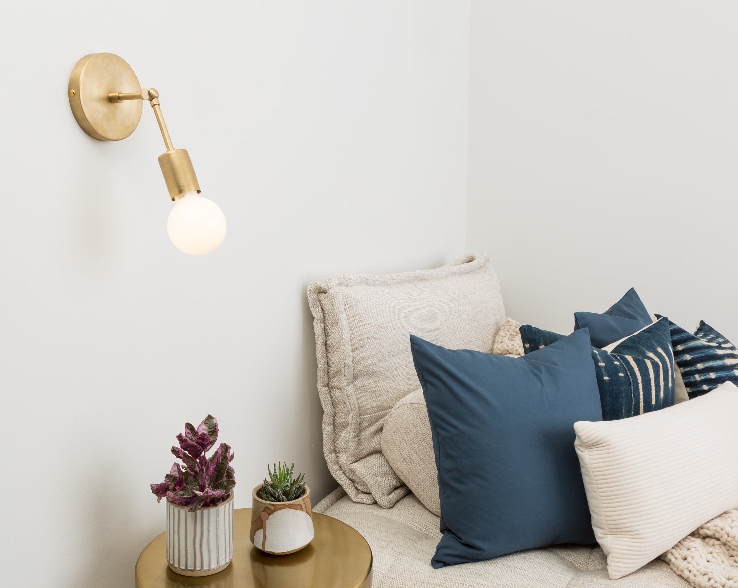Customize: Hinge Solo Sconce