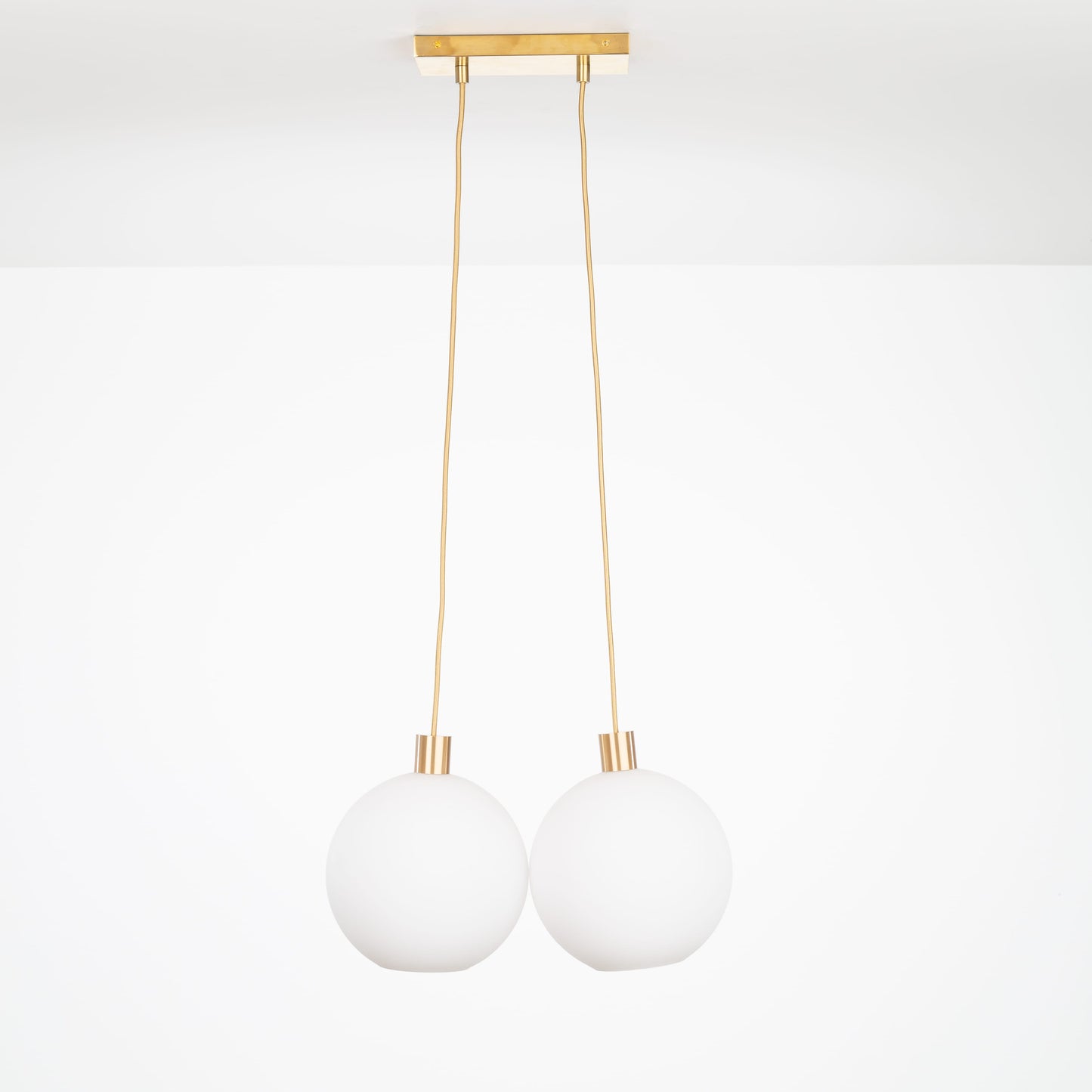 AiO Dash Multiport Chandelier - 10 Inch Glass Globe
