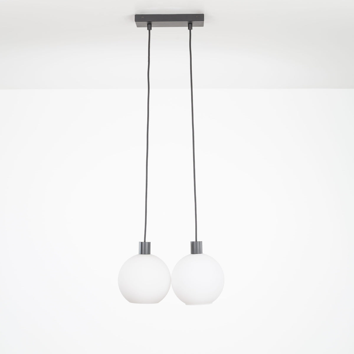 AiO Dash Multiport Chandelier - Glass Globe 2 / Black / 8in Matte White