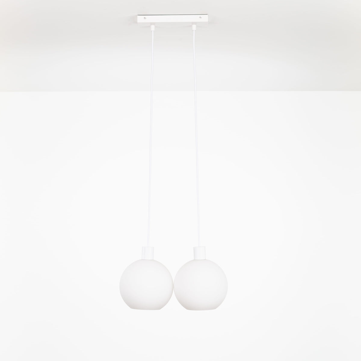AiO Dash Multiport Chandelier - Glass Globe 2 / White / 8in Matte White