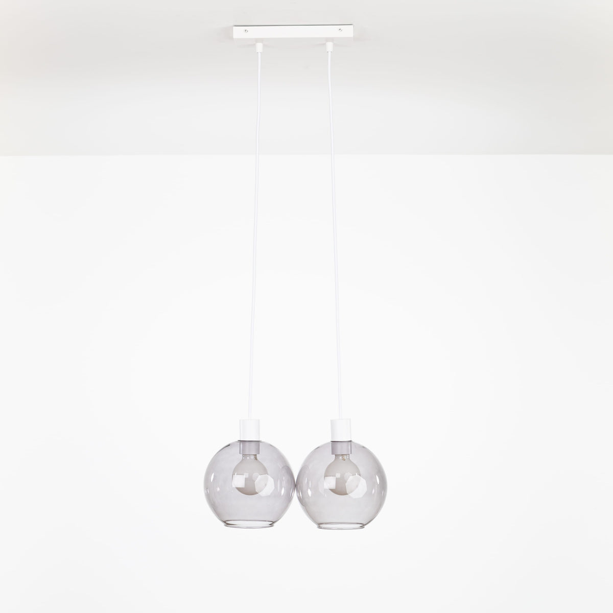 AiO Dash Multiport Chandelier - Glass Globe 2 / White / 8in Smoke