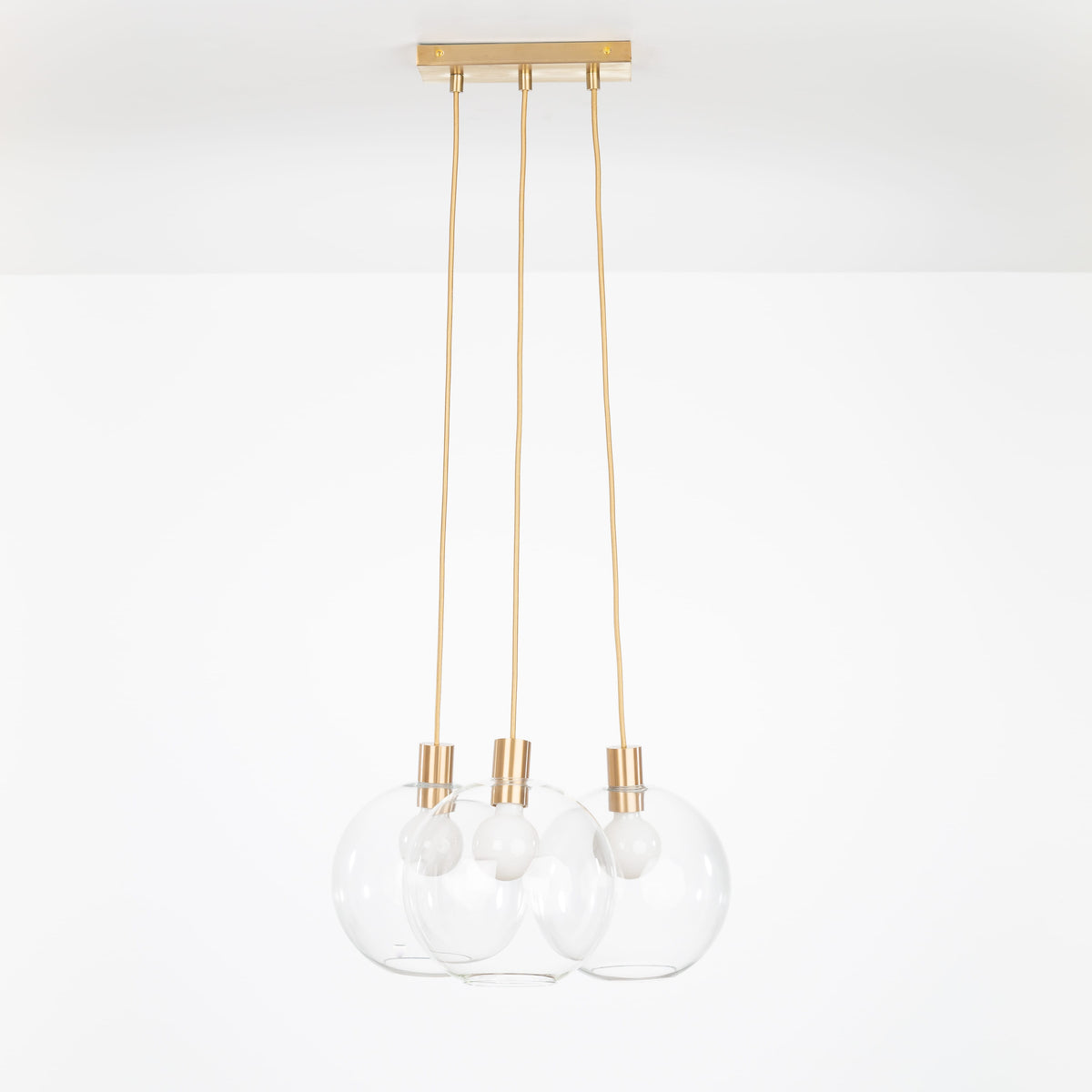 AiO Dash Multiport Chandelier - Glass Globe 3 / Brass / 10in Clear