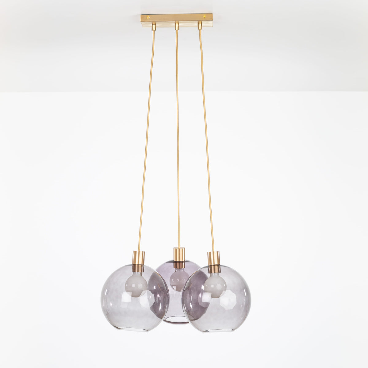 AiO Dash Multiport Chandelier - Glass Globe 3 / Brass / 10in Smoke