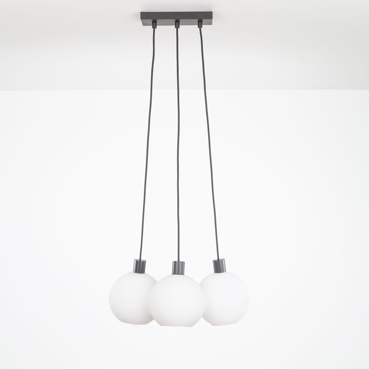 AiO Dash Multiport Chandelier - Glass Globe 3 / Black / 8in Matte White