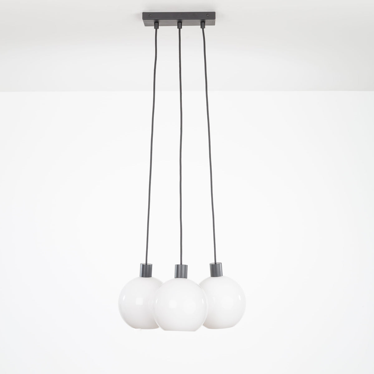 AiO Dash Multiport Chandelier - Glass Globe 3 / Black / 8in Milk