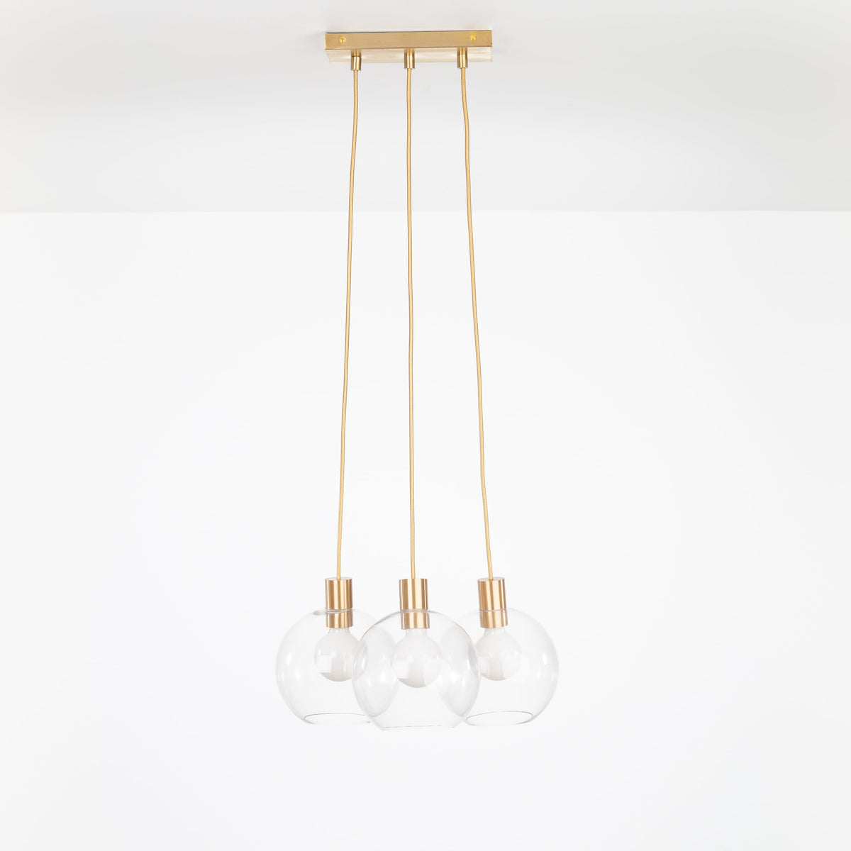 AiO Dash Multiport Chandelier - Glass Globe 3 / Brass / 8in Clear