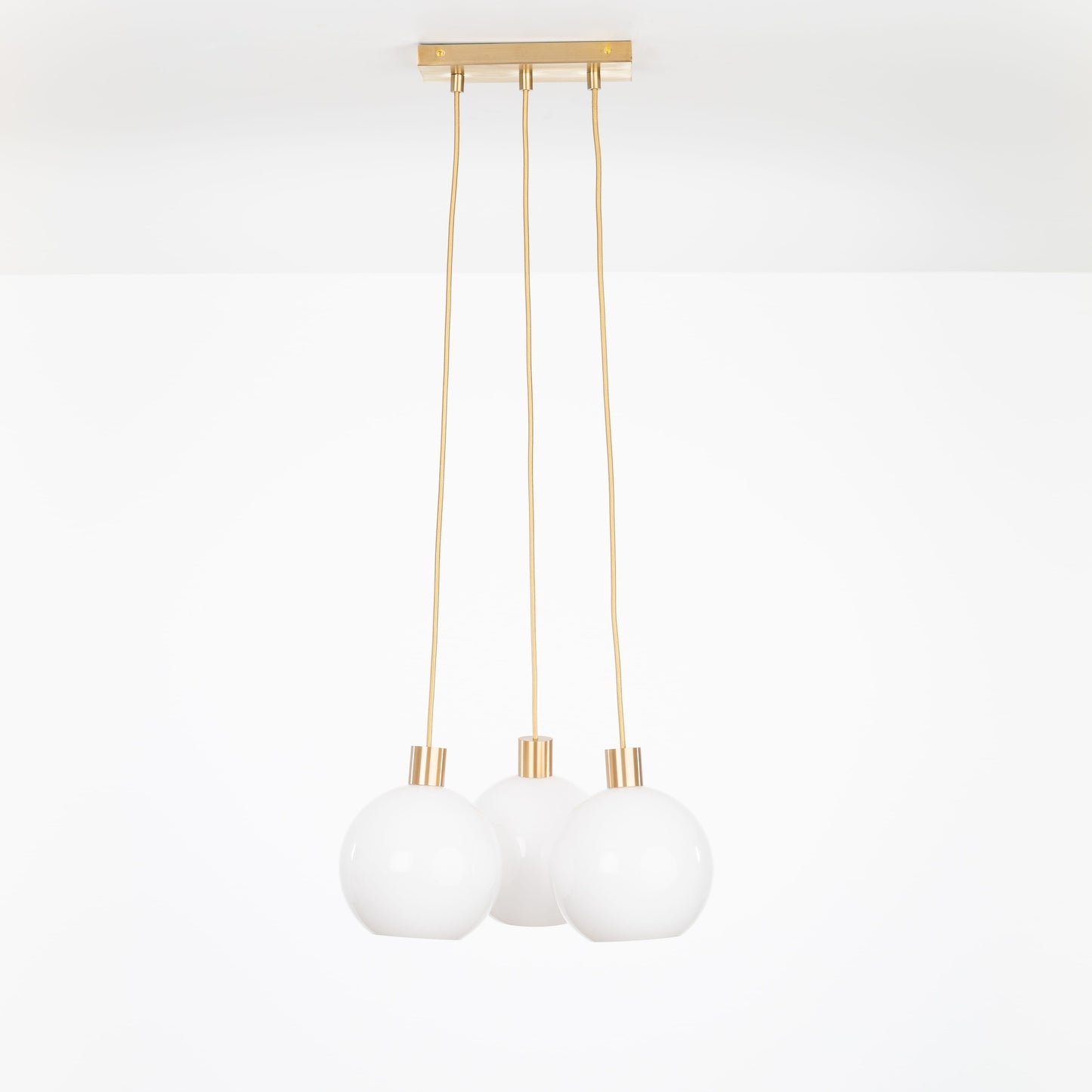 AiO Dash Multiport Chandelier - 8 Inch Glass Globe