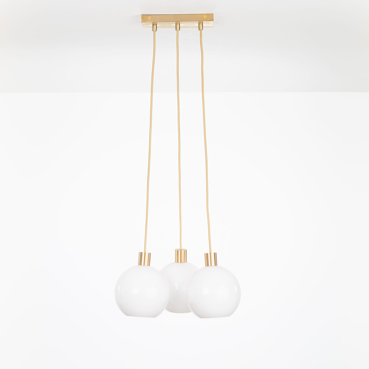 AiO Dash Multiport Chandelier - Glass Globe 3 / Brass / 8in Milk