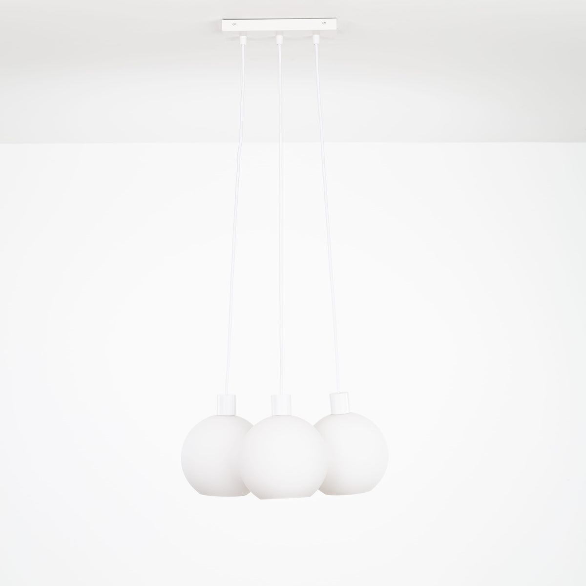 AiO Dash Multiport Chandelier - Glass Globe 3 / White / 8in Matte White