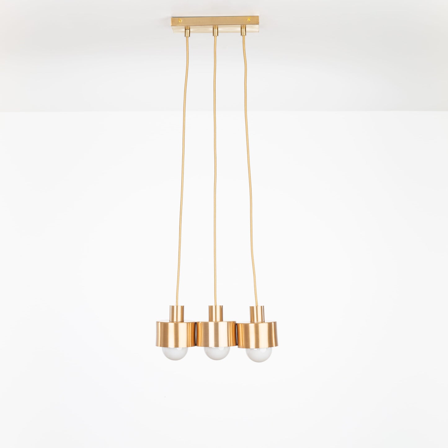 AiO Dash Multiport Chandelier - Puck Shade