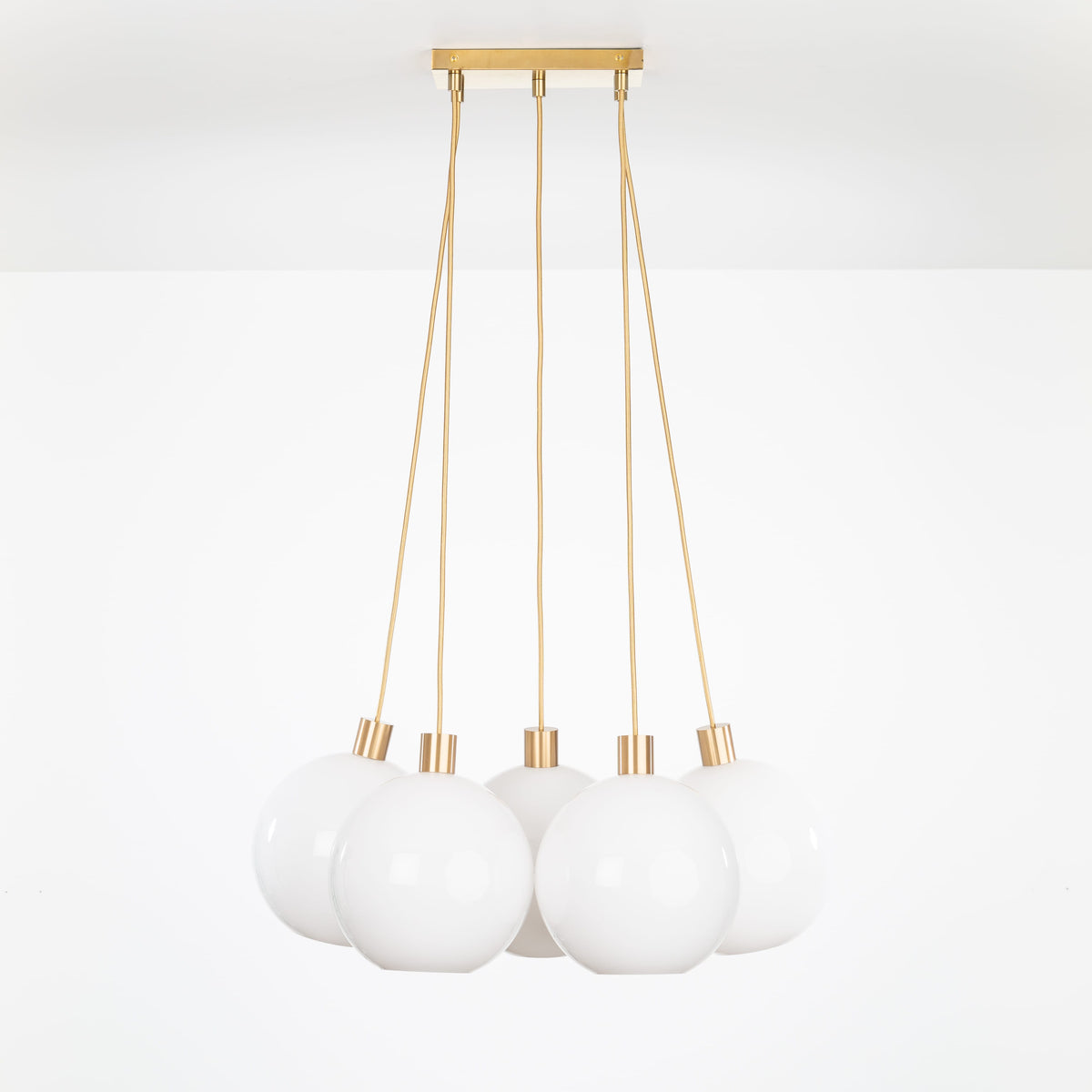AiO Dash Multiport Chandelier - Glass Globe 5 / Brass / 10in Milk