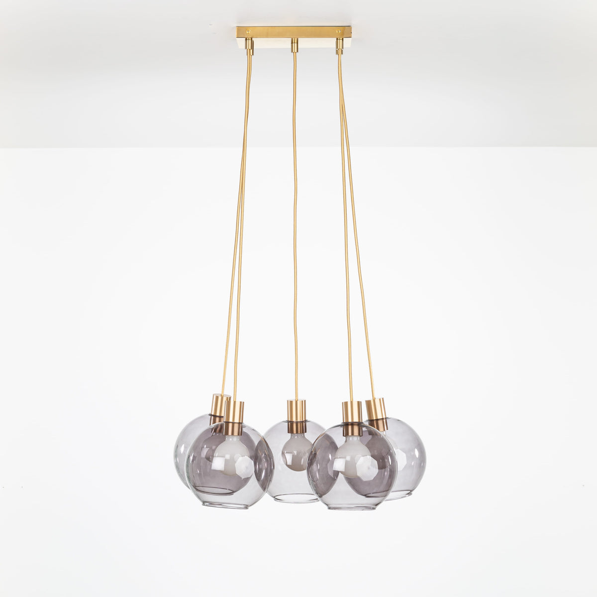 AiO Dash Multiport Chandelier - Glass Globe 5 / Brass / 8in Smoke