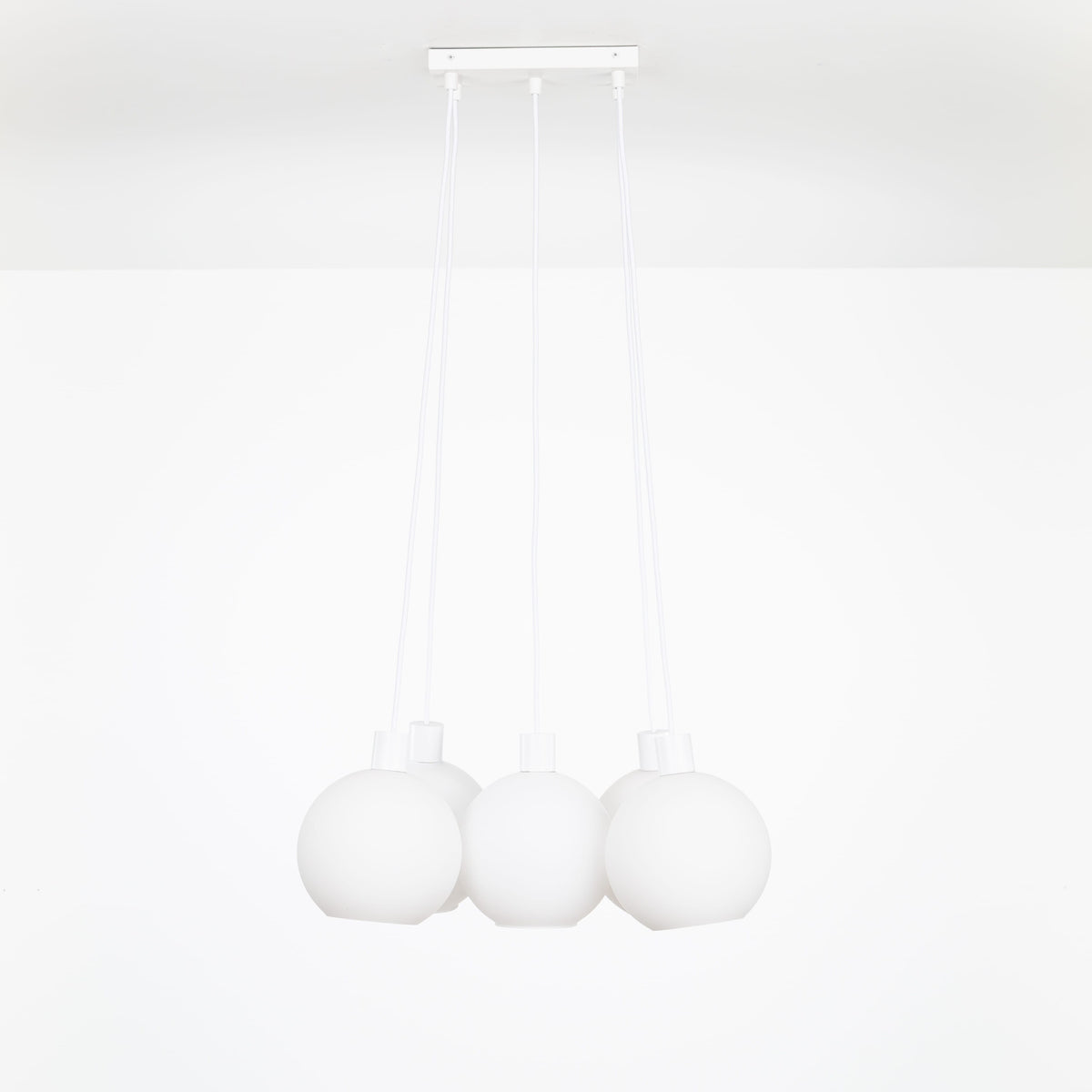 AiO Dash Multiport Chandelier - Glass Globe 5 / White / 8in Matte White