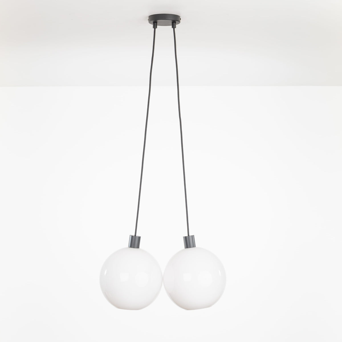 AiO Dot Multiport Chandelier - Glass Globe 2 / Black / 10in Milk