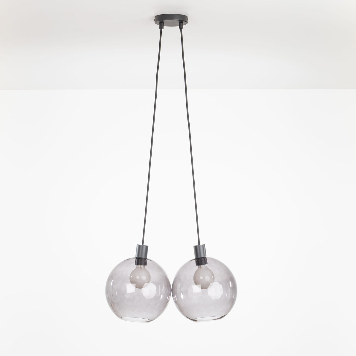 AiO Dot Multiport Chandelier - Glass Globe 2 / Black / 10in Smoke