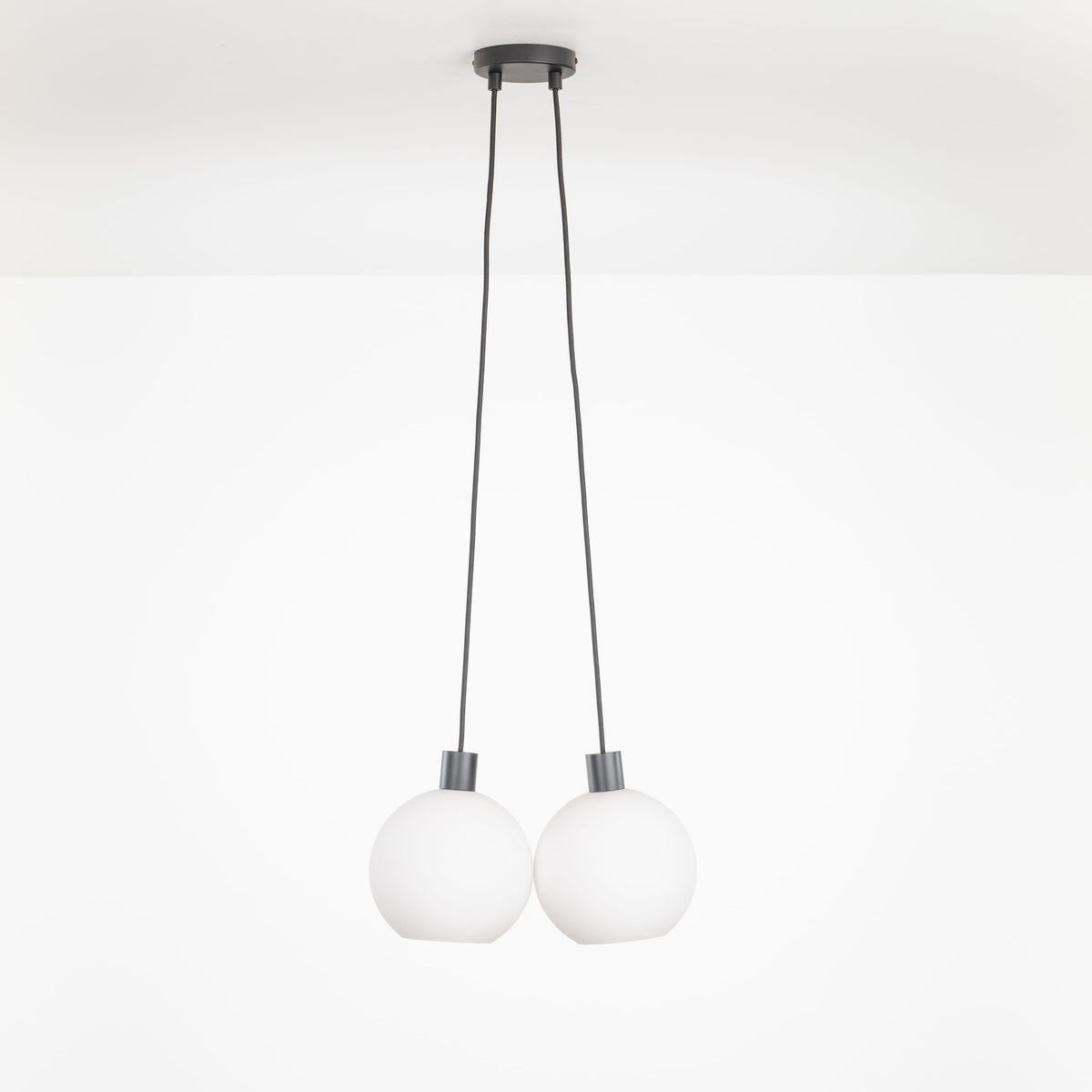 AiO Dot Multiport Chandelier - Glass Globe 2 / Black / 8in Matte White