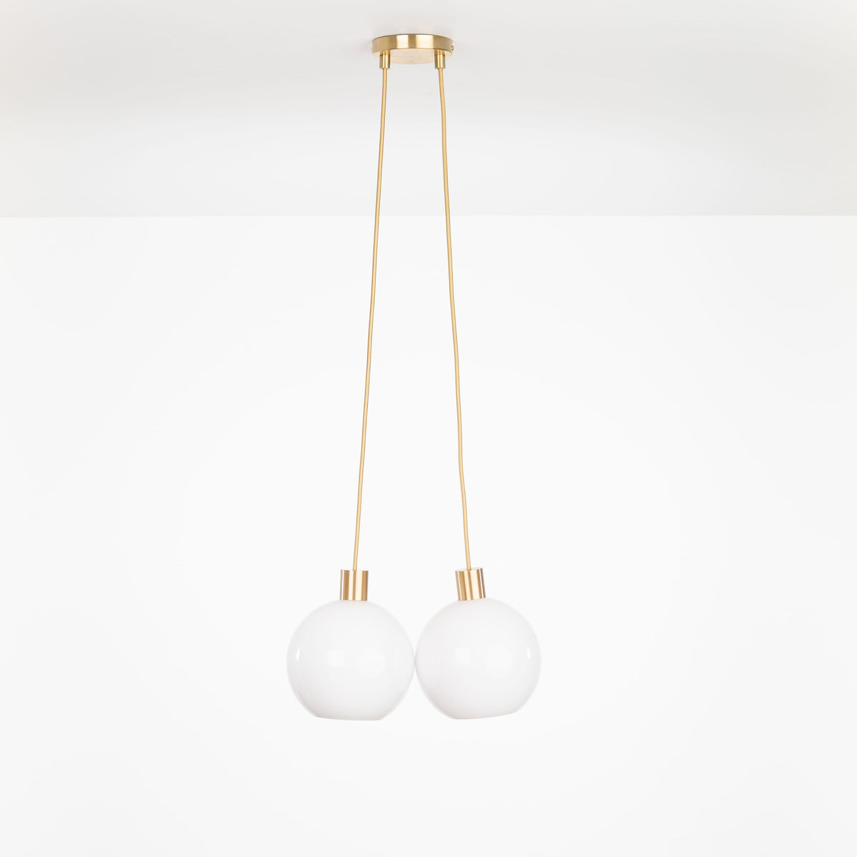 AiO Dot Multiport Chandelier - Glass Globe 2 / Brass / 8in Milk