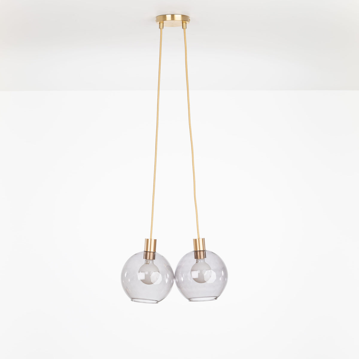 AiO Dot Multiport Chandelier - Glass Globe 2 / Brass / 8in Smoke