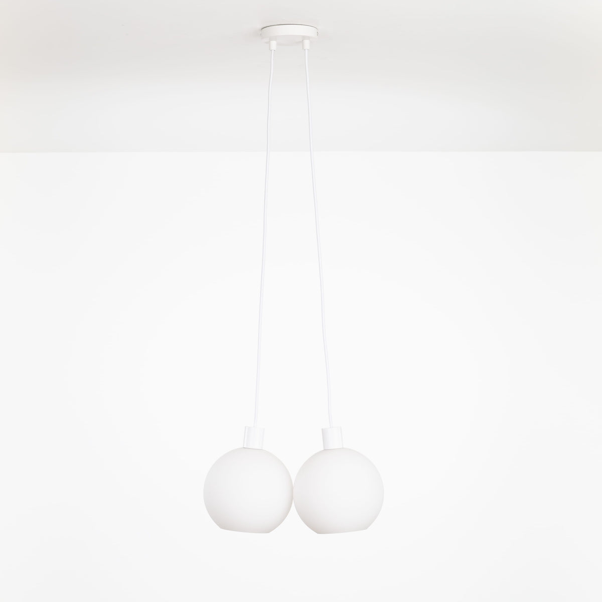 AiO Dot Multiport Chandelier - Glass Globe 2 / White / 8in Matte White