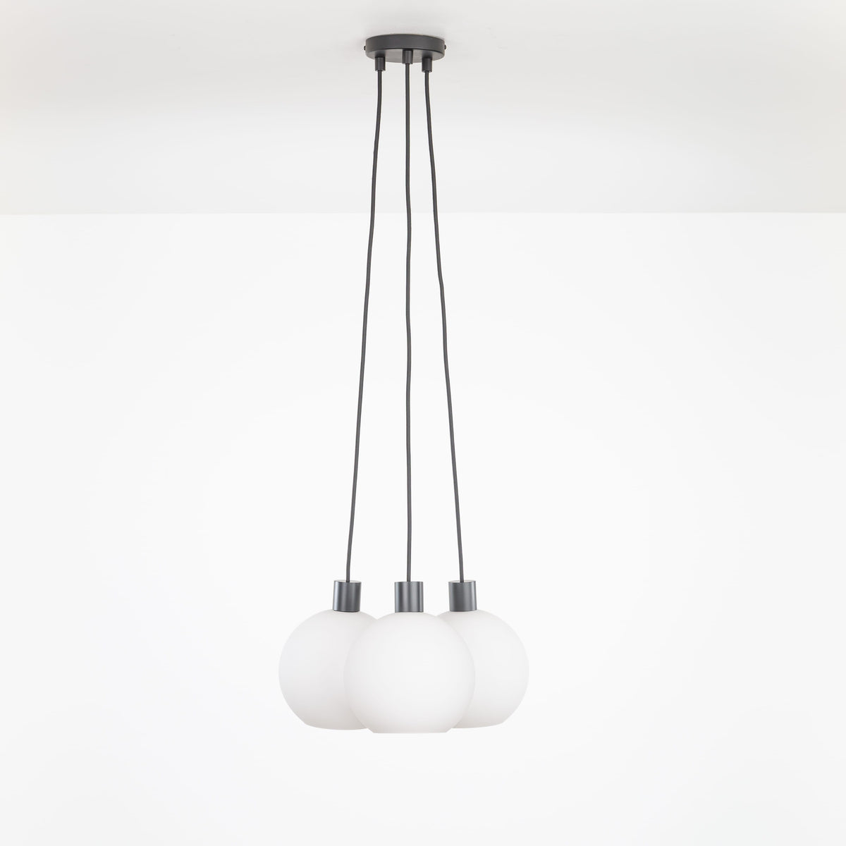 AiO Dot Multiport Chandelier - Glass Globe