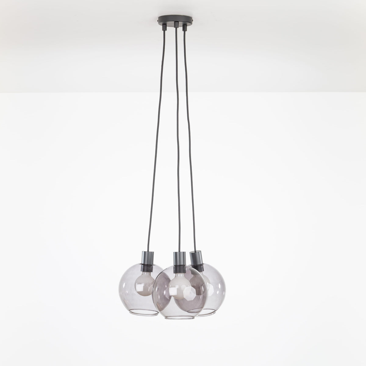 AiO Dot Multiport Chandelier - Glass Globe 3 / Black / 8in Smoke