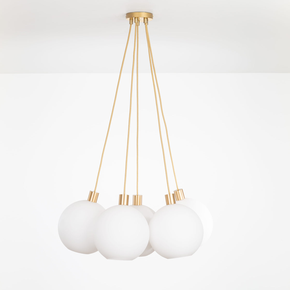 AiO Dot Multiport Chandelier - Glass Globe 5 / Brass / 10in Matte White