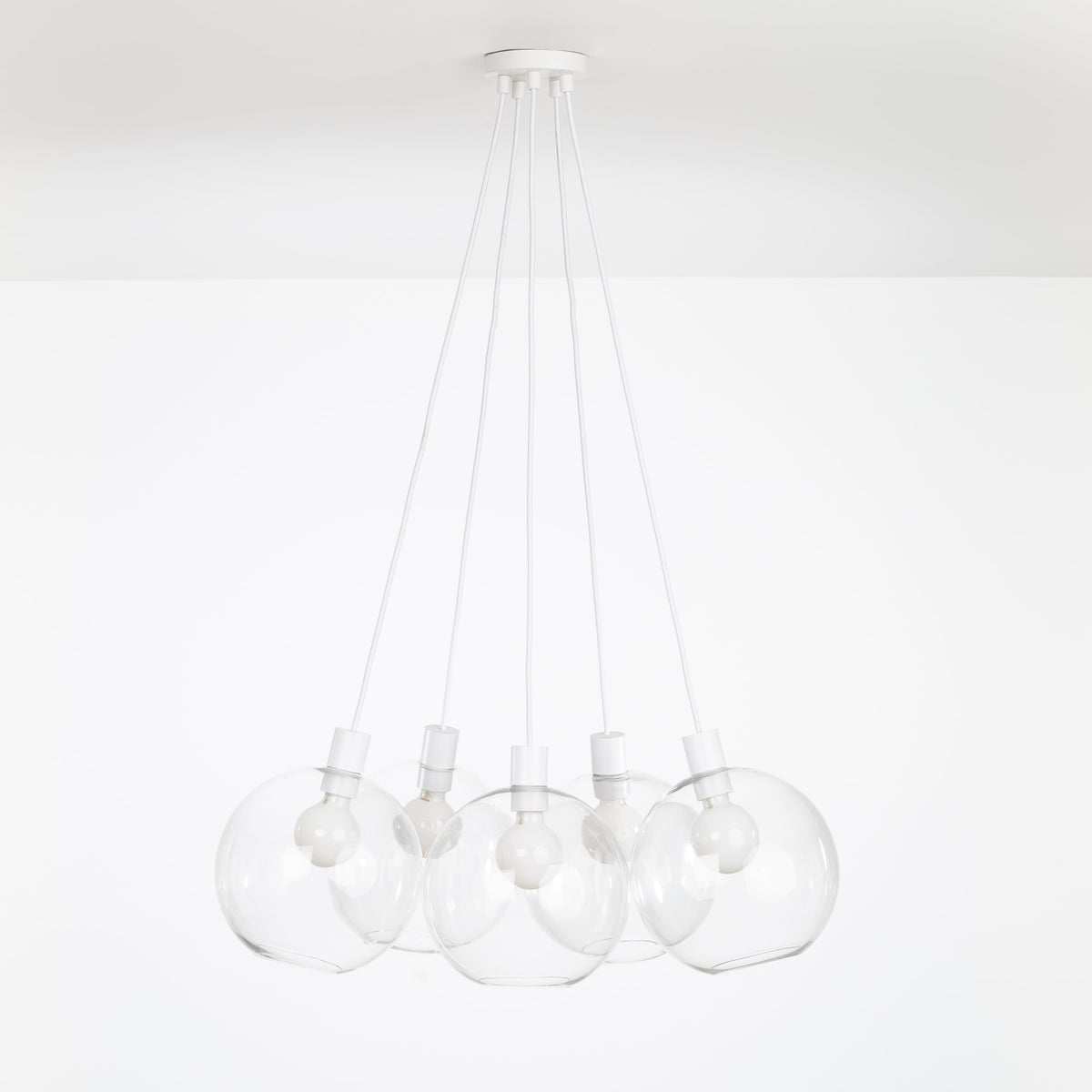 AiO Dot Multiport Chandelier - Glass Globe 5 / White / 10in Clear