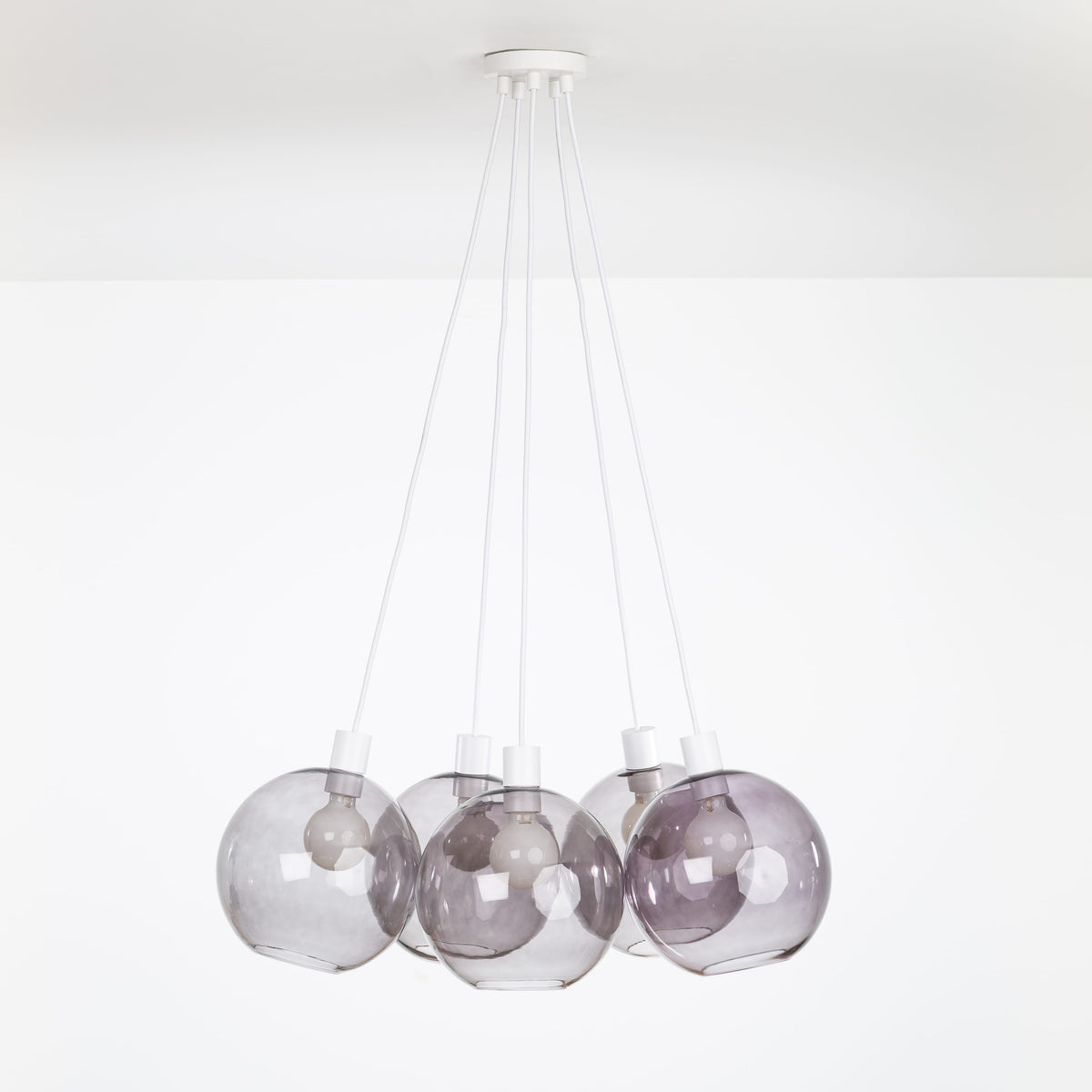 AiO Dot Multiport Chandelier - Glass Globe 5 / White / 10in Smoke