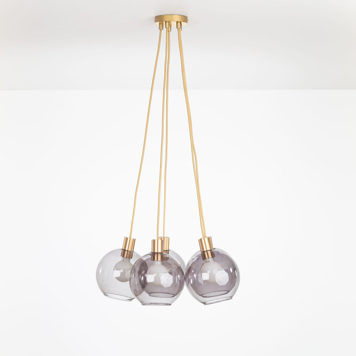 AiO Dot Multiport Chandelier - Glass Globe 5 / Brass / 8in Smoke