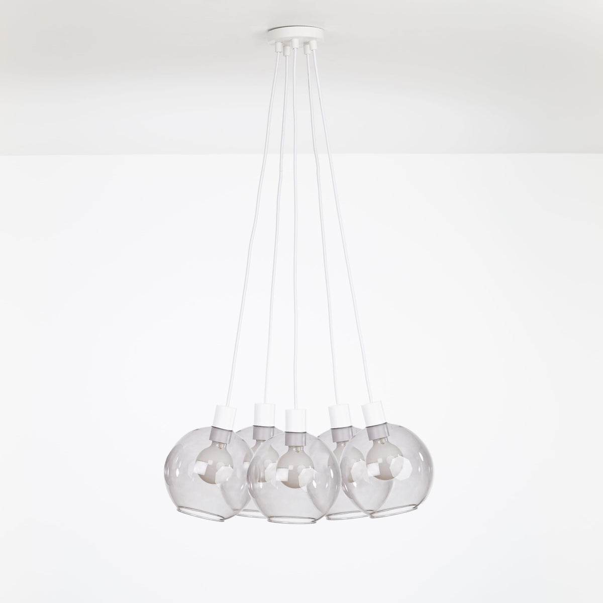 AiO Dot Multiport Chandelier - Glass Globe 5 / White / 8in Smoke