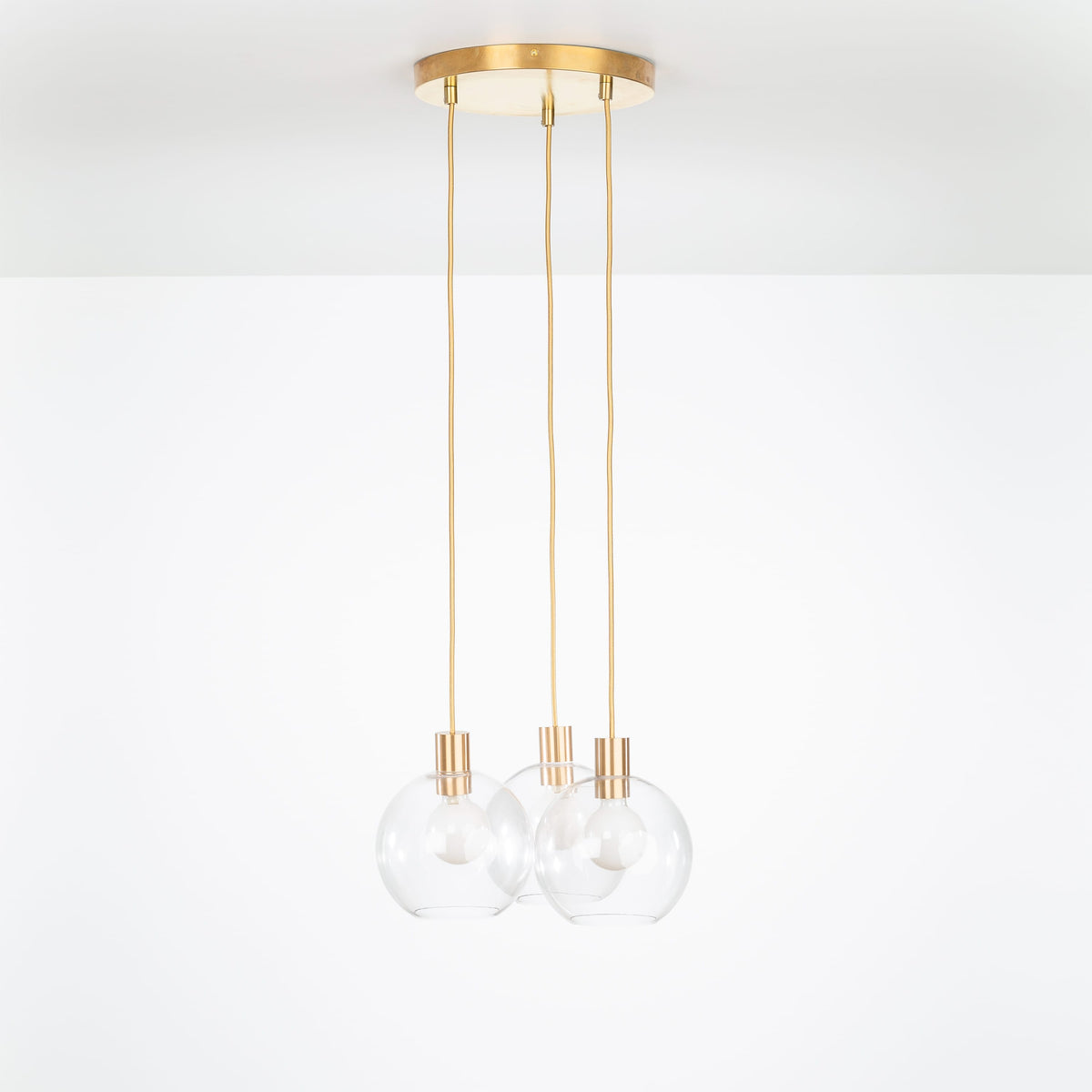 AiO Loop Multiport Chandelier - Glass Globe 3 / Brass / 8in Clear
