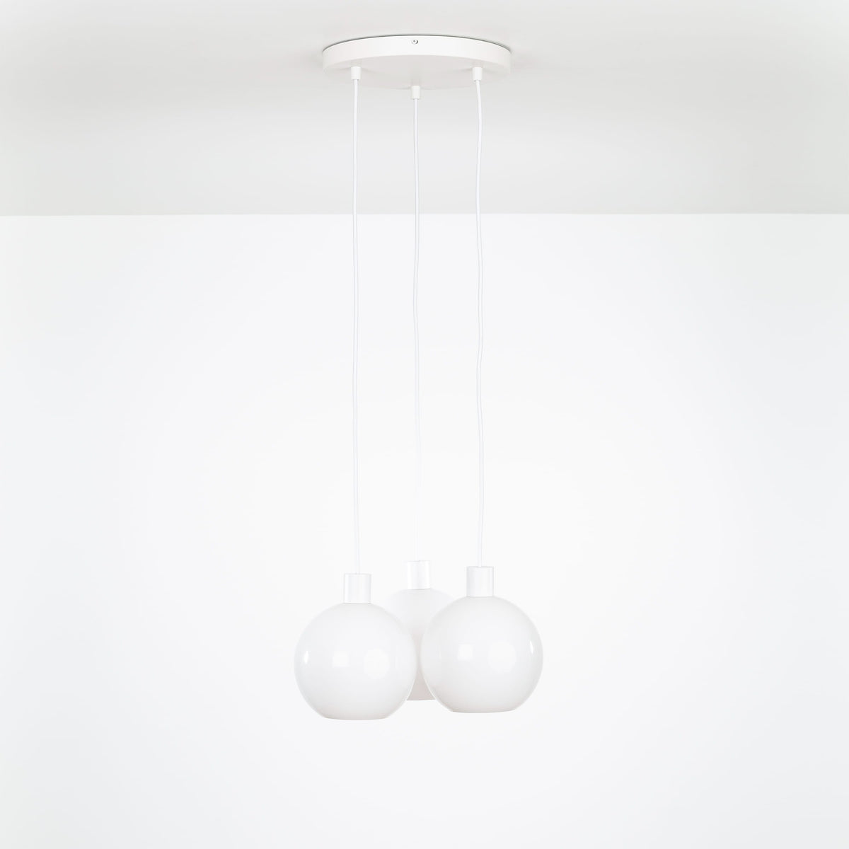 AiO Loop Multiport Chandelier - Glass Globe 3 / White / 8in Milk