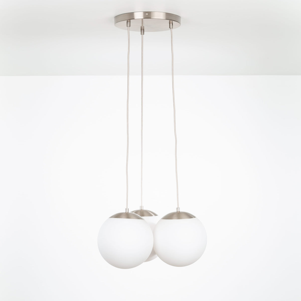 Mod Globe Loop Multiport Chandelier 3 / Nickel / 10in Matte White