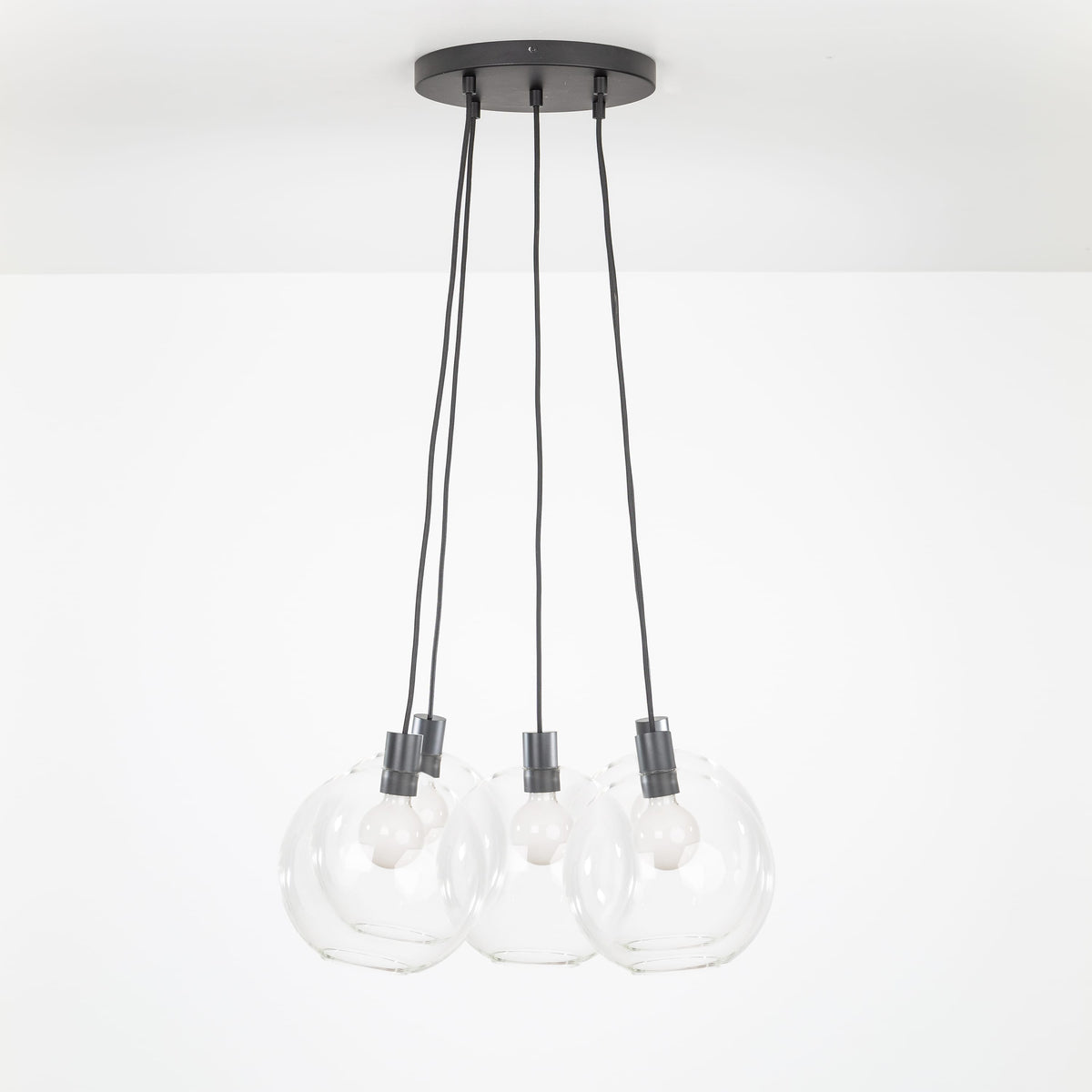 AiO Loop Multiport Chandelier - Glass Globe 5 / Black / 10in Clear