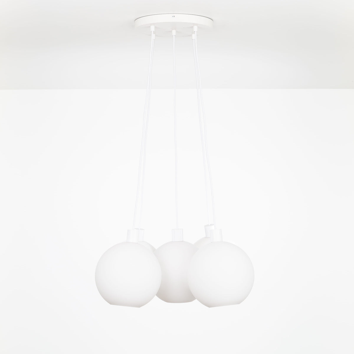 AiO Loop Multiport Chandelier - Glass Globe 5 / White / 10in Matte White