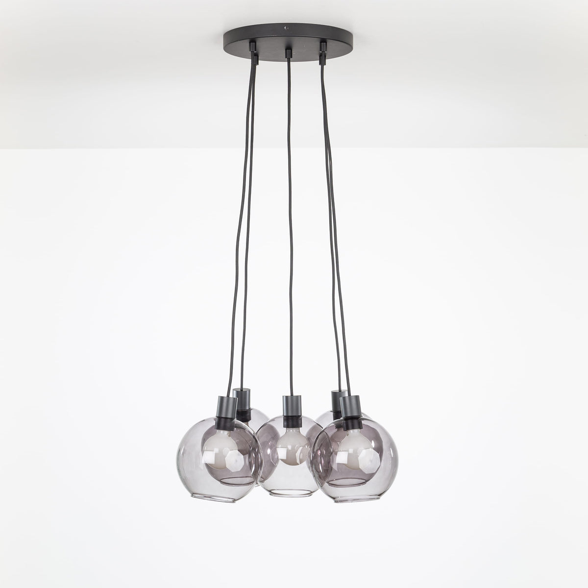 AiO Loop Multiport Chandelier - Glass Globe 5 / Black / 8in Smoke