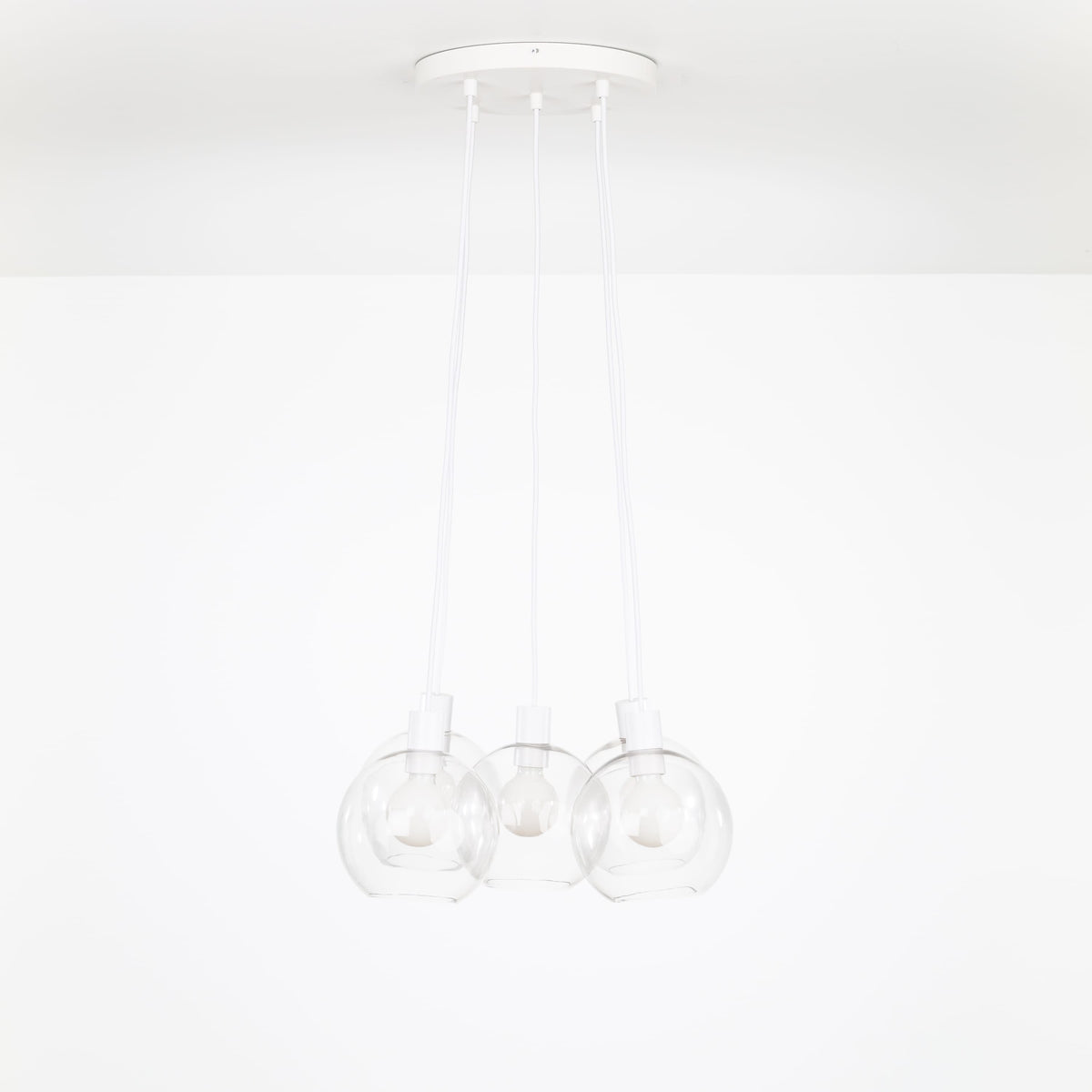 AiO Loop Multiport Chandelier - Glass Globe 5 / White / 8in Clear