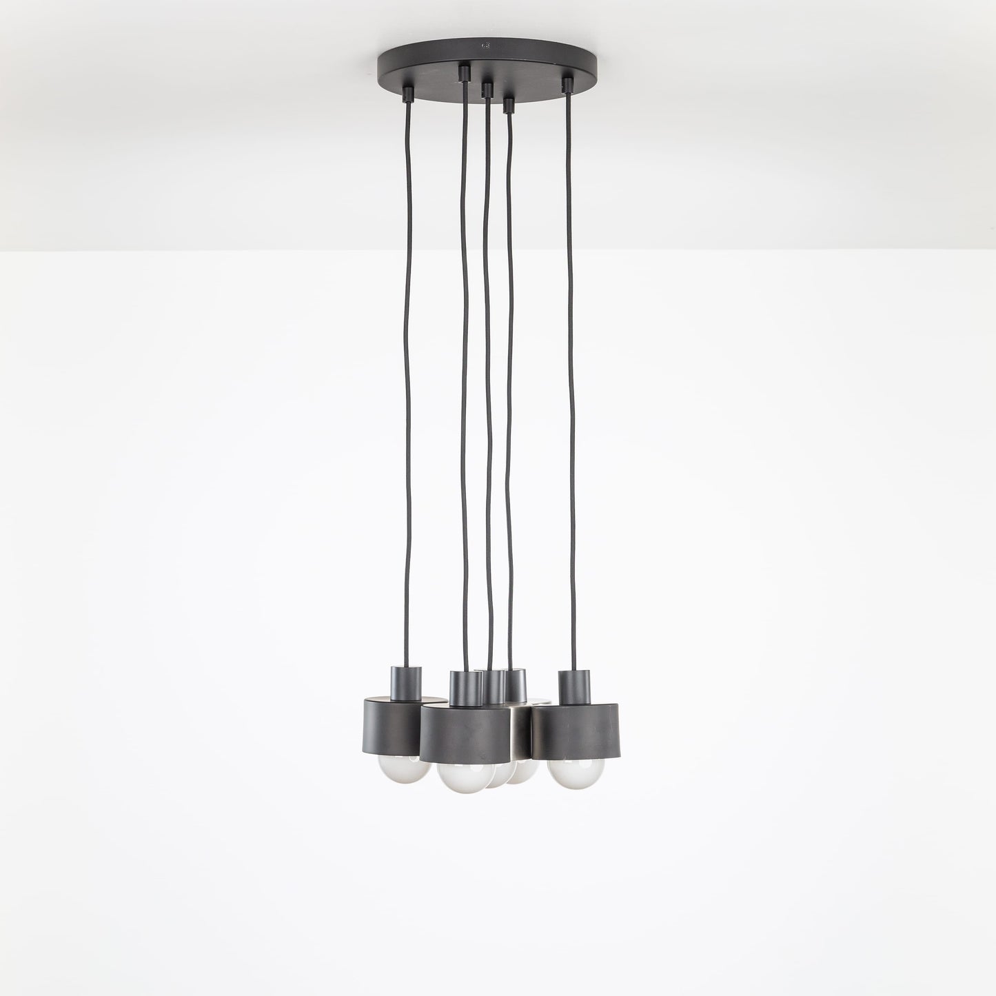 AiO Loop Multiport Puck Chandelier