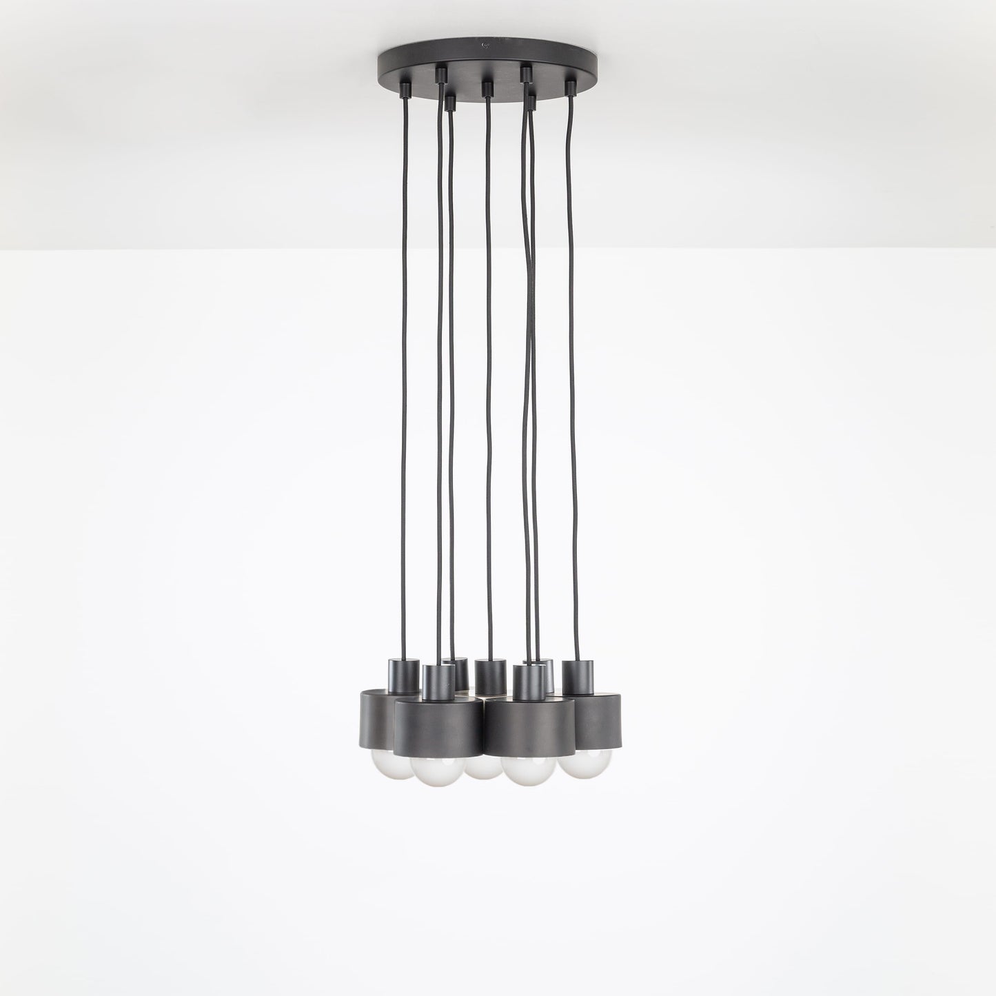 AiO Loop Multiport Puck Chandelier