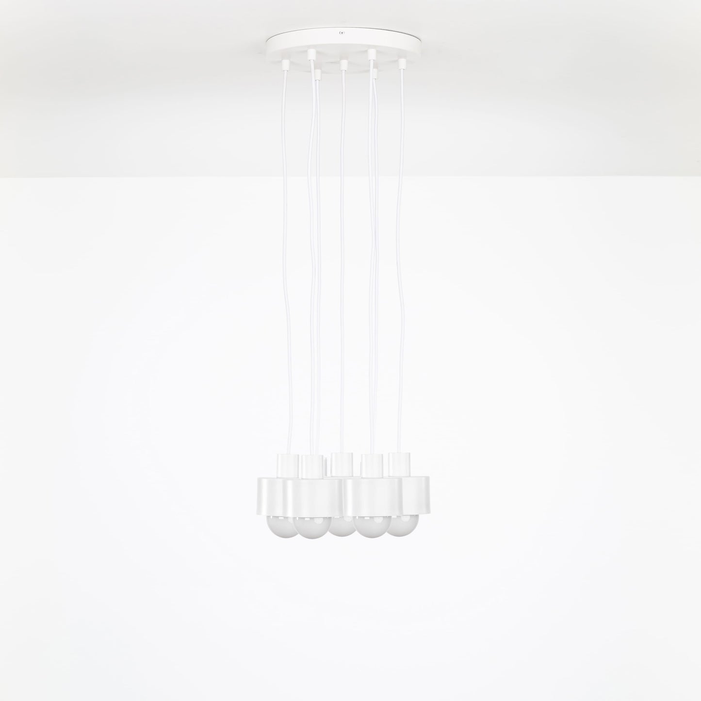 AiO Loop Multiport Puck Chandelier