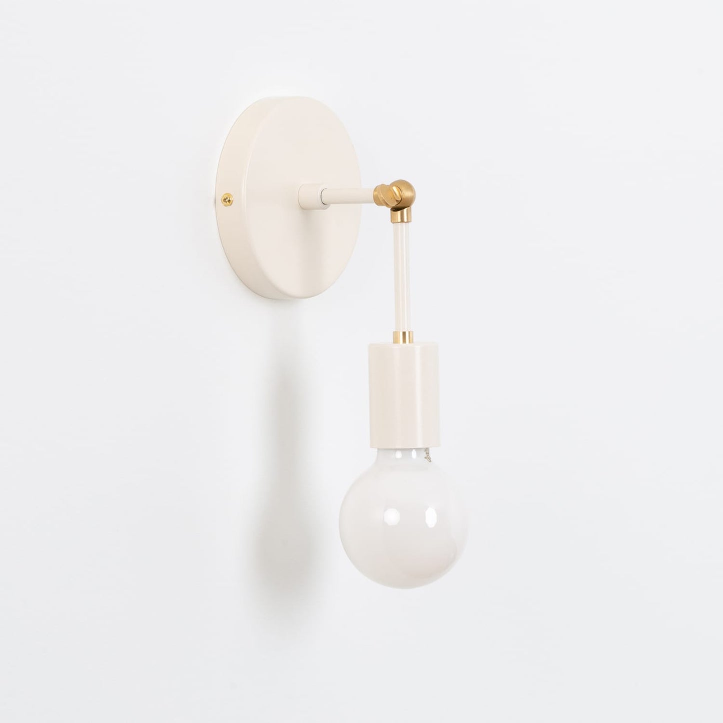 Boutique Hinge Solo Sconce