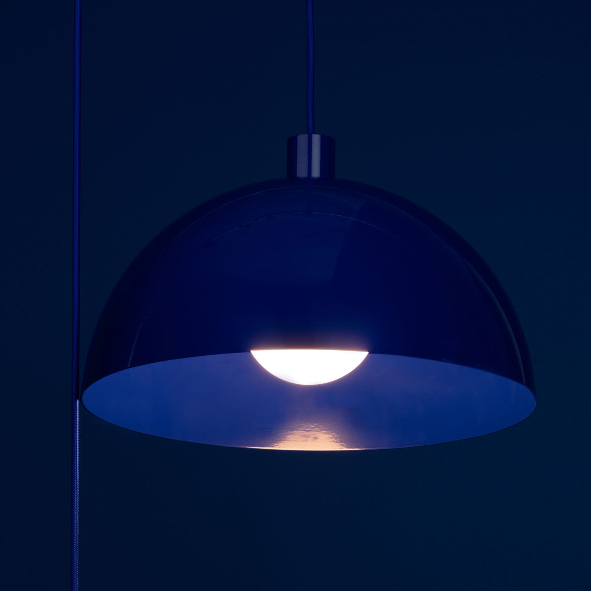 Horizon Dome AiO Plug-In Pendant - Chroma Studio | 7" or 16" Shade