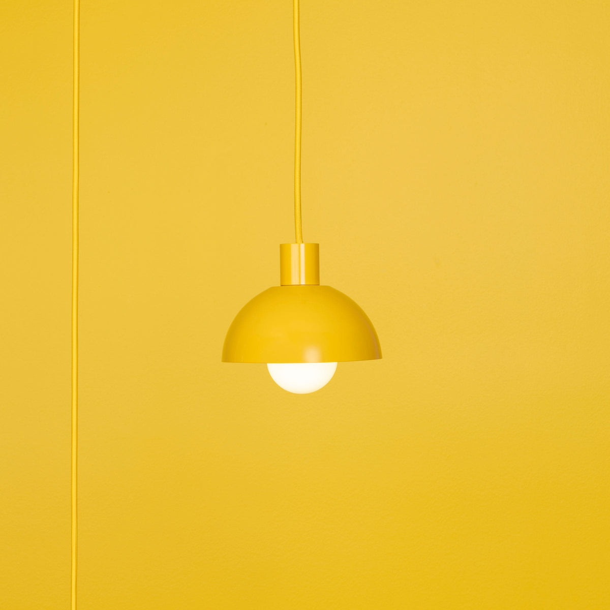 Horizon Dome AiO Plug-In Pendant - Chroma Studio | 7" or 16" Shade