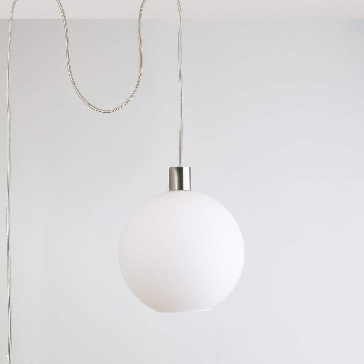 AiO Globe Plug-In Pendant | 6", 8", 10", 12" Nickel / Matte White / 10in
